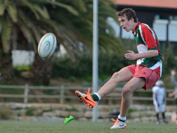 Sub-18 Stutter to Eventually Comfortable Win against Técnico